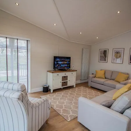 Lodge 2 Bed In Oc-s32814 *